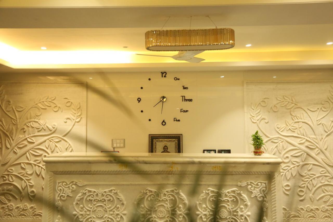 Hotel Westend Udaipur Exterior photo