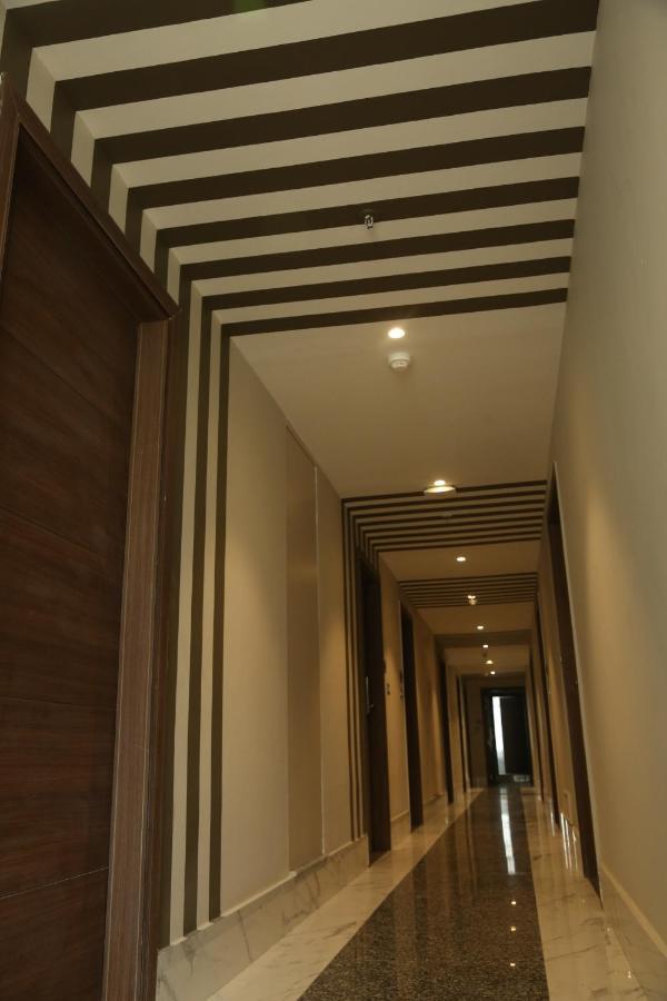 Hotel Westend Udaipur Exterior photo